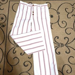 Wide leg cropped trousers